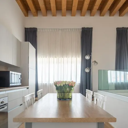 Centrale Mazzoni Apartments R&R Veneza Exterior foto