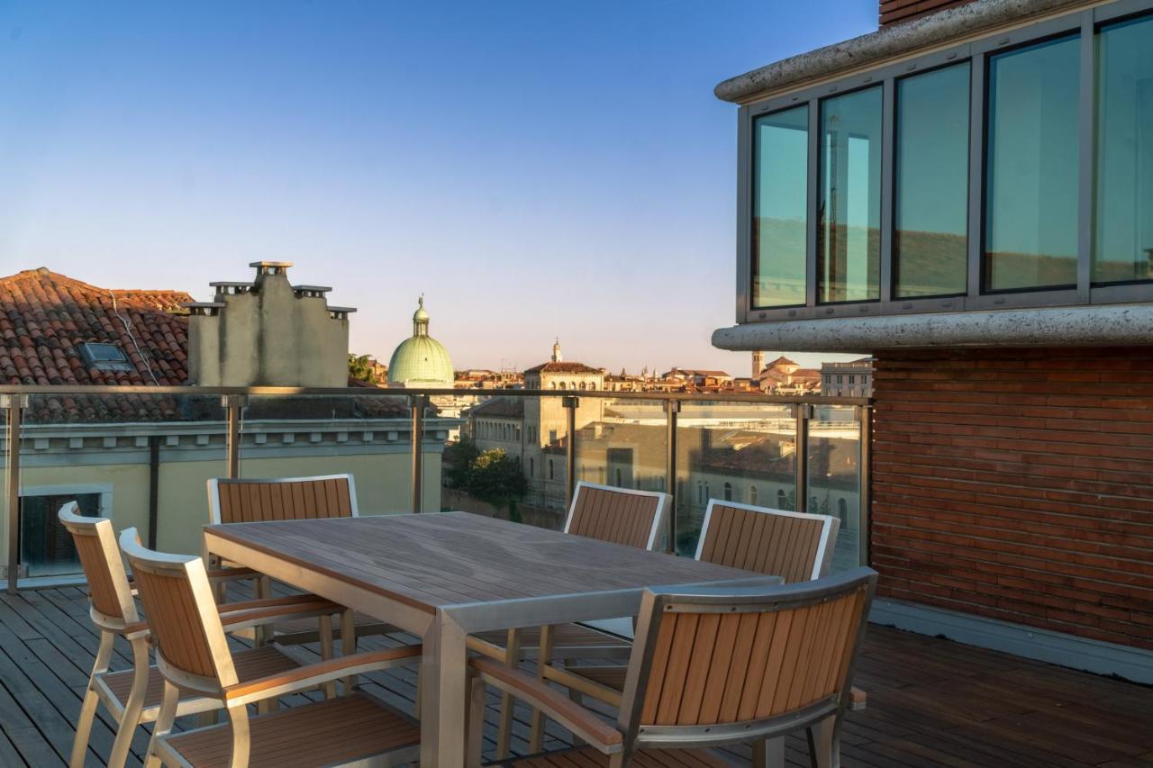 Mazzoni R&r Apartamento